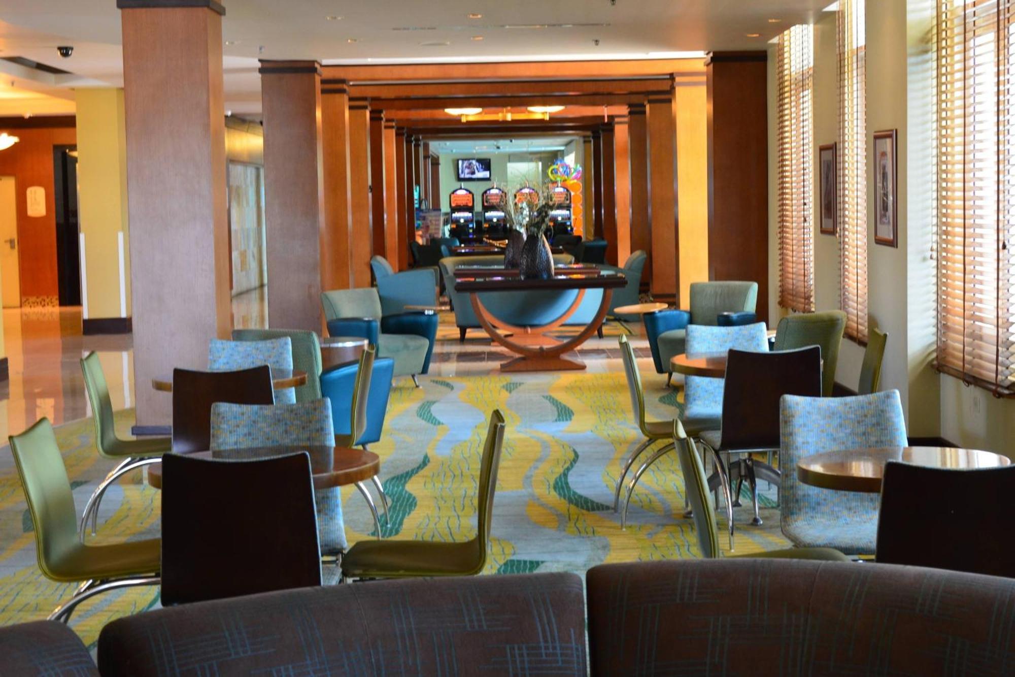 Courtyard Aguadilla Hotel Ngoại thất bức ảnh